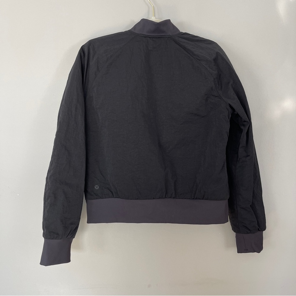 Lululemon Women’s Non-Stop Bomber Jacket. Black. Size 8. Reversible. - Picture 6 of 11